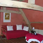 La Maison Des Aubees Rémalard