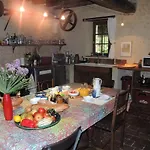 Bed & Breakfast La Maison Des Aubees Rémalard