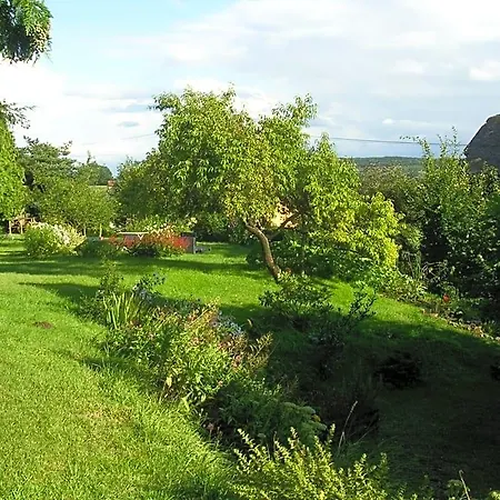 La Maison Des Aubees לינה וארוחת בוקר Rémalard