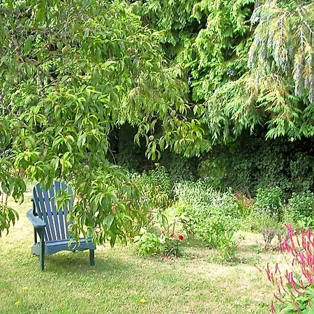 La Maison Des Aubees לינה וארוחת בוקר