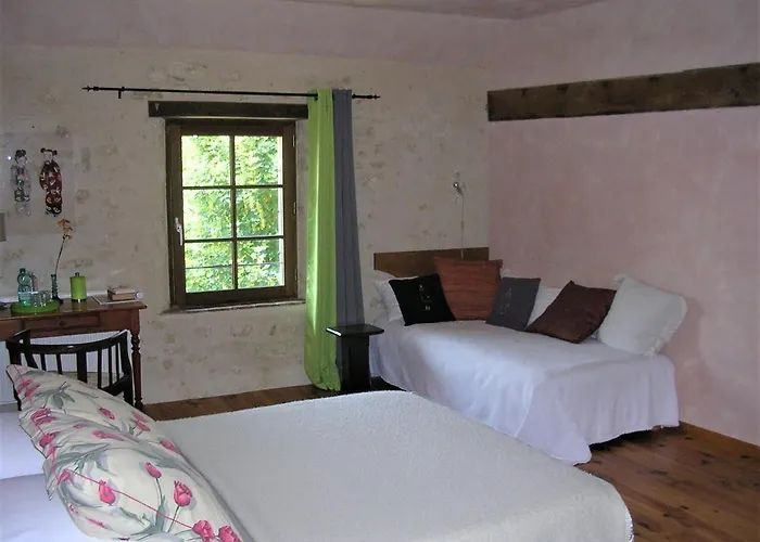 La Maison Des Aubees Bed & Breakfast 3*