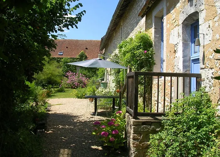 La Maison Des Aubees Bed & Breakfast